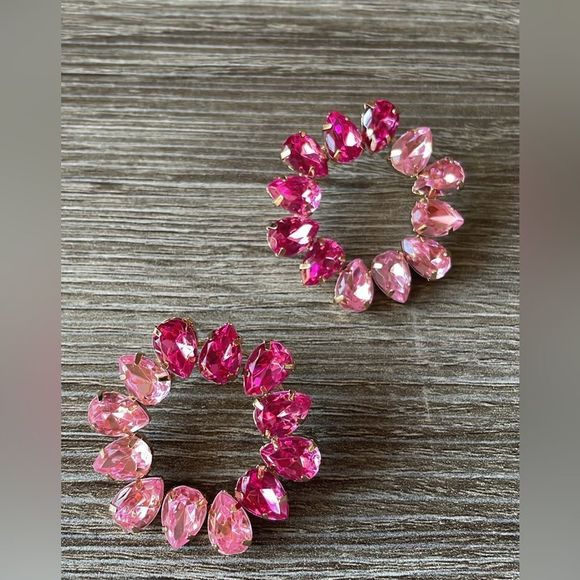 Anthropologie Jewelry - Barbie round crystal stone stud A24